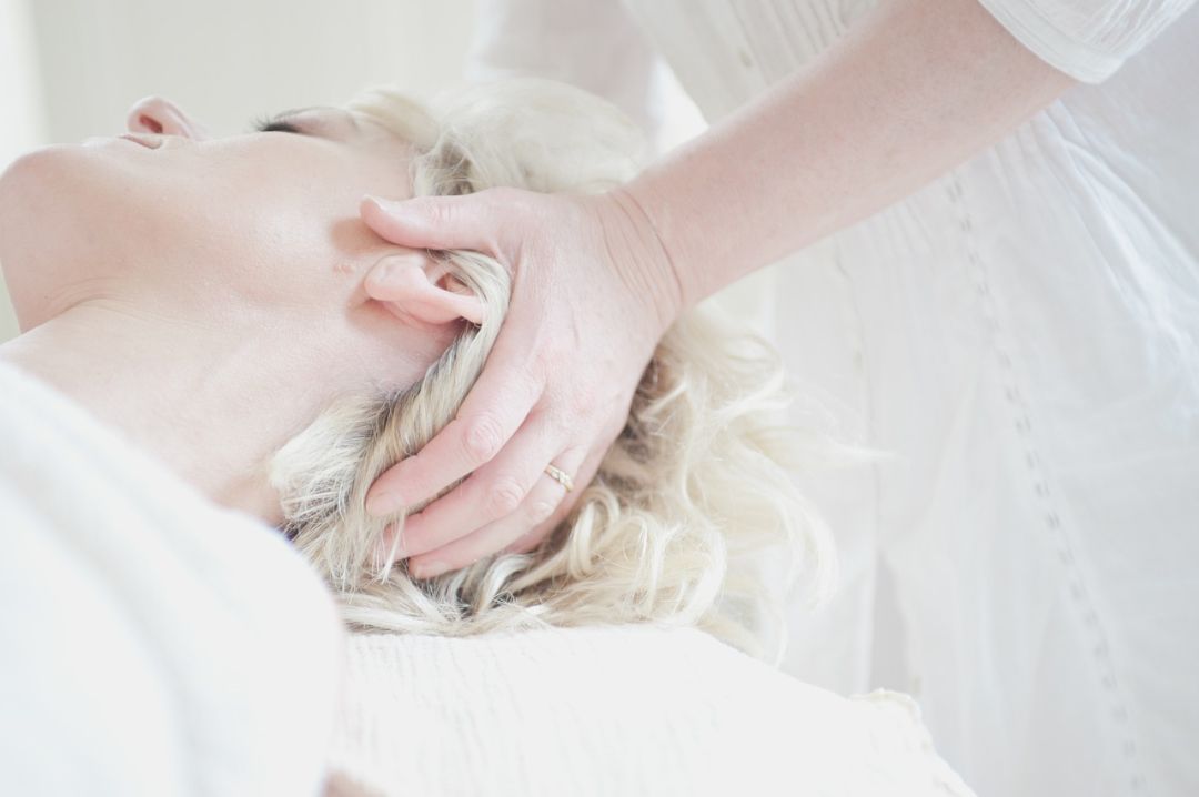 head_650878_1280_2x weibliche-gesundheit-selbstfuersorge